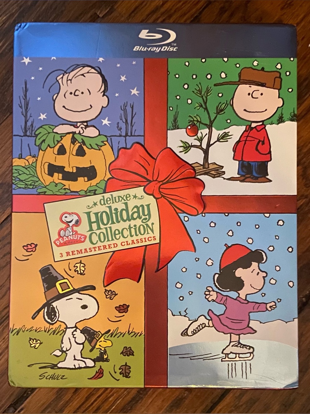 Peanuts Deluxe Holiday Collection Blu-ray - 6 Disca
